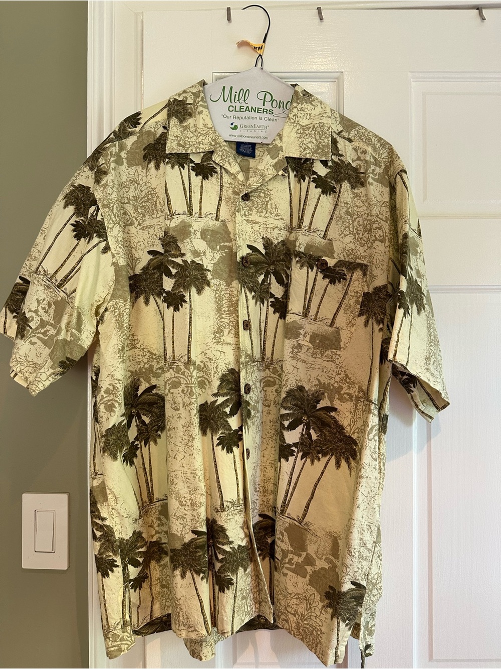 Caribbean Joe Palm Print Short-Sleeve Button-Down Shirt - Olive & Cream